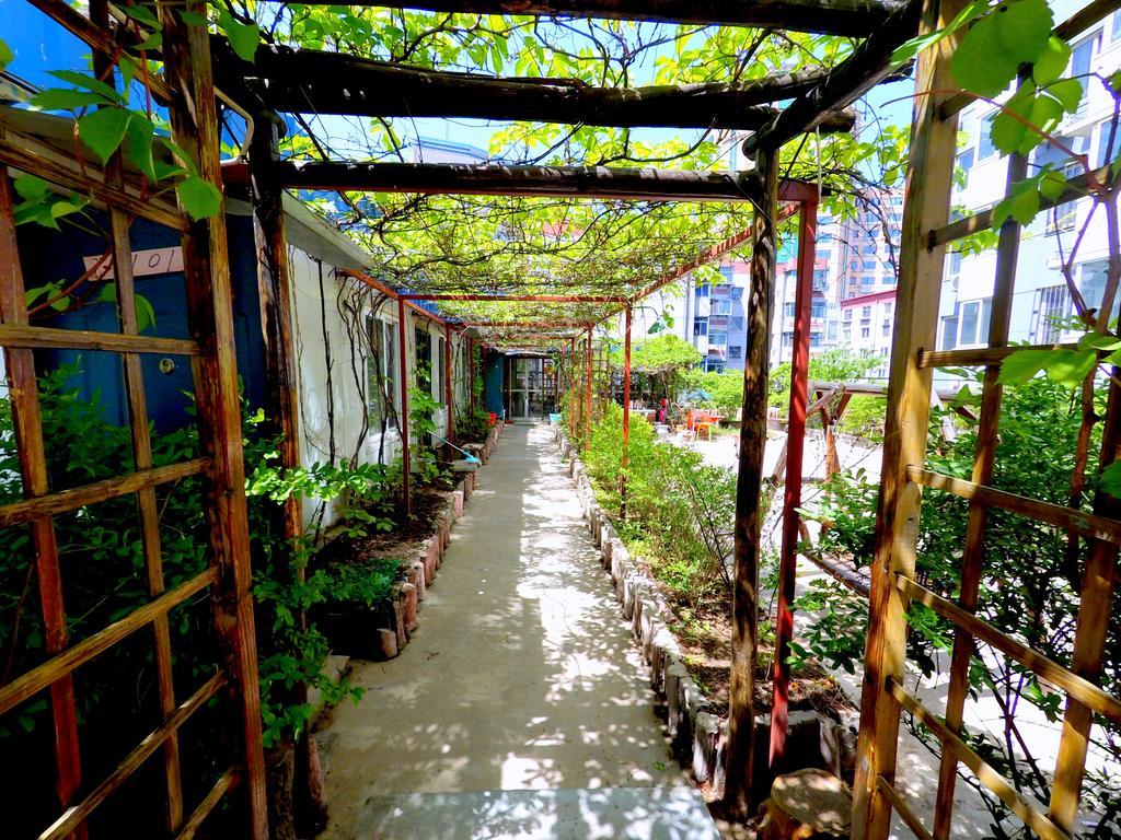 צ'נגדה First Met Backpackers Hostel מראה חיצוני תמונה